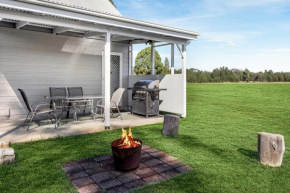 Madigan Cottages - The Barn Pet Friendly
